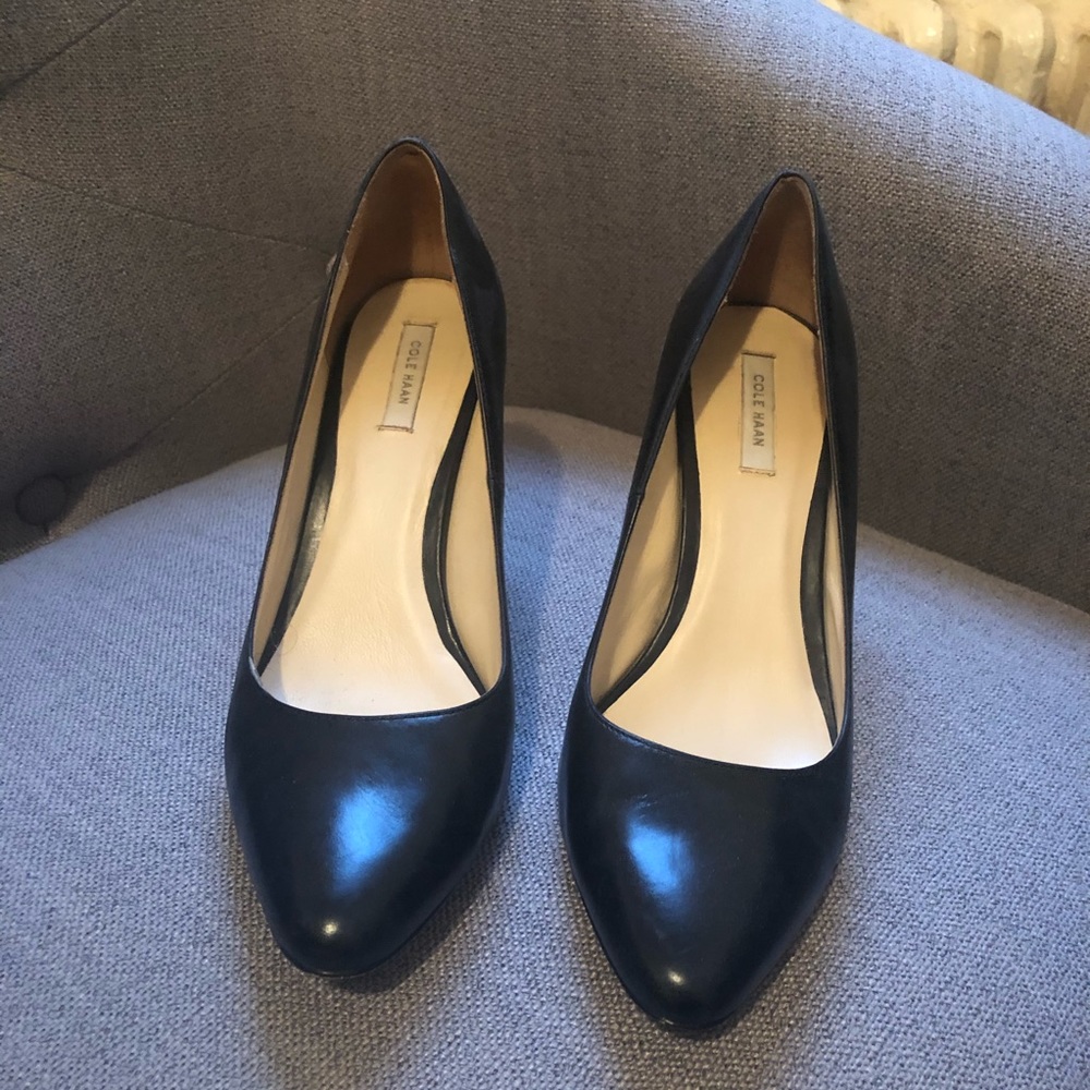 Cole Hann black leather heels